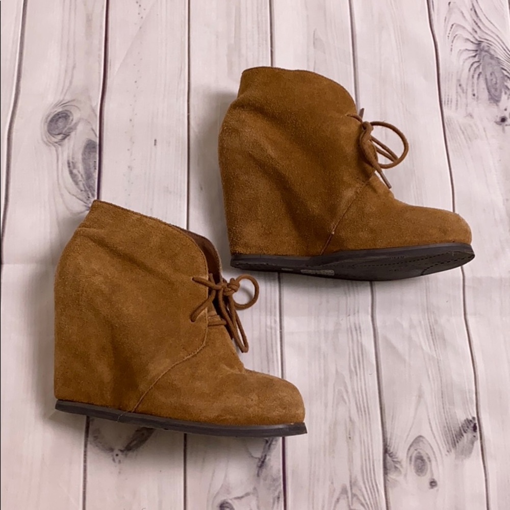 Dolce Vita Tan Wedge Booties